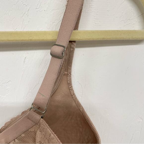 Victoria Secret Nude Lace Push Up Bra 36C - Picture 2 of 8